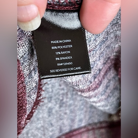 - Simply Vera Wang Women’s 3/4 Sleeve Sweater Multi Color Size XS - Picture 2 of 6